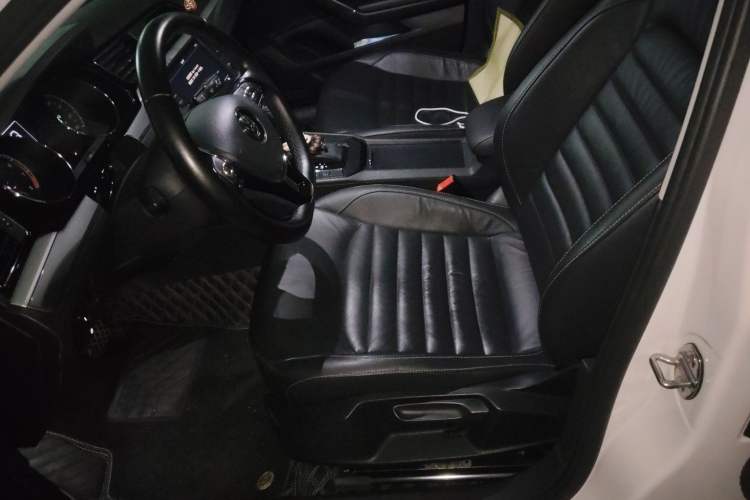 Used Volkswagen Lamando 2017 280TSI DSG Comfort Edition
