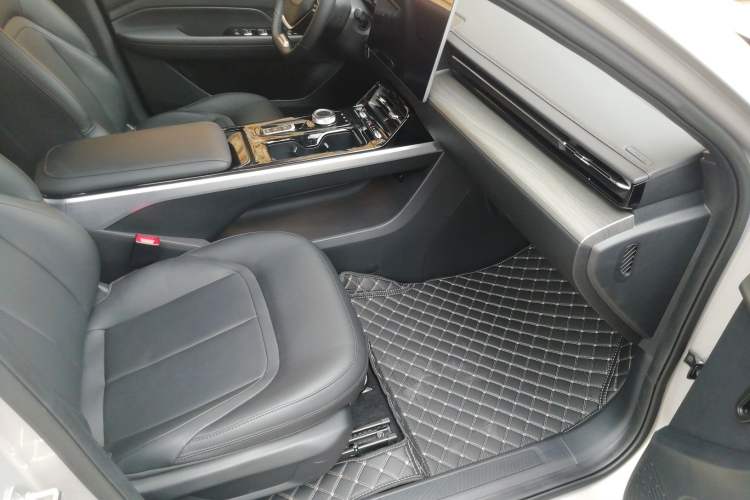 Used Wuling Xingguang 2024 Co-Creation Edition 510 Advanced Model
