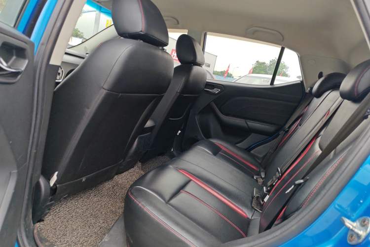 Used Soueast DX3 2016 1.5L Manual Luxury Model
