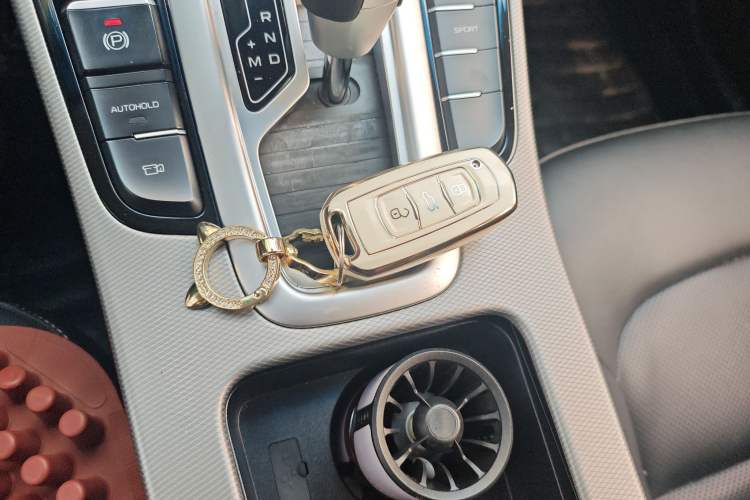 Used Geely Auto Emgrand GL 2018 1.4T DCT Elite Smart Connectivity Version
