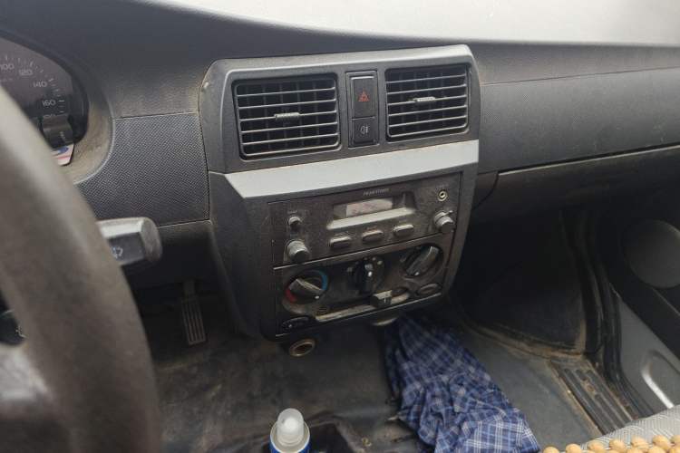 Used Wuling Rongguang 2012 1.5L Extended Basic Version
