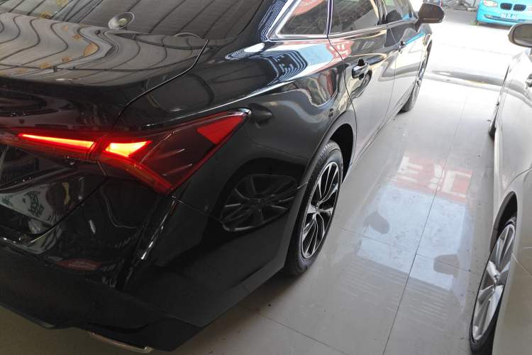 Used Toyota Avalon 2023 2.0L Premium Edition