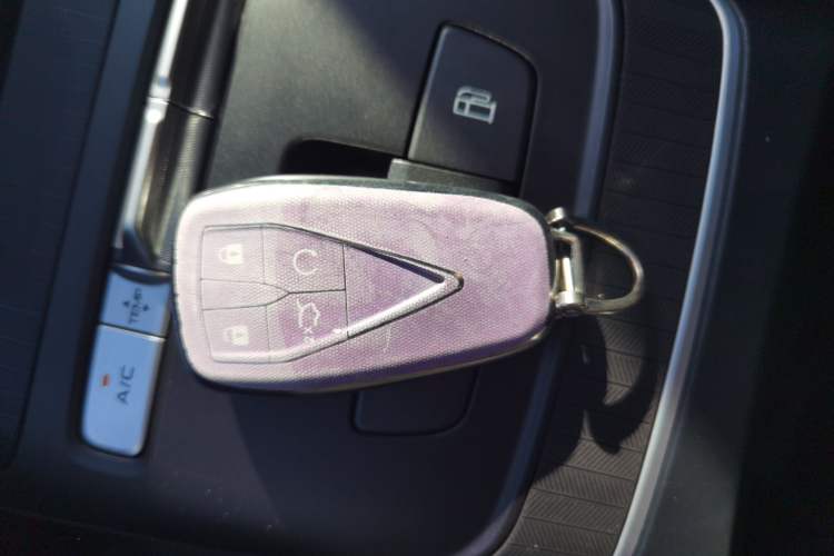 Used Changan Eado PHEV 2025 Smart New Blue Whale 145KM High-Energy Edition