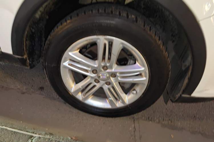 Used GAC Trumpchi GS5 2013 1.8T Manual Two-Wheel Drive Elite Edition