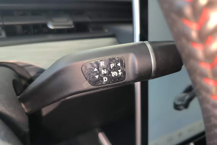 Used NETA V 2022 Chao 400 Lite Gear Lever