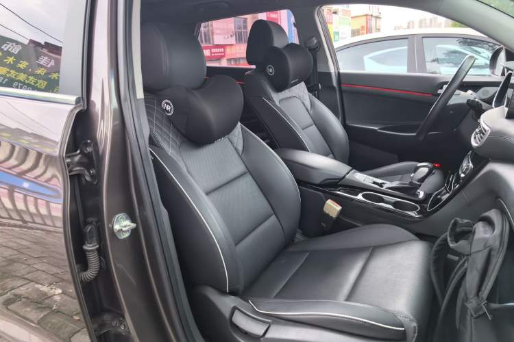 Used Hyundai Tucson 2019 280TGDi Dual-Clutch Two-Wheel Drive Fashion Edition China V Standard Right Front Seat