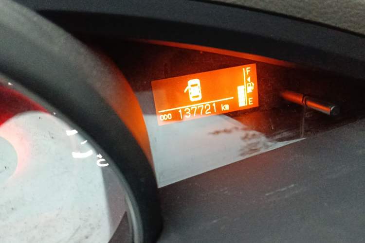 Used Toyota Verso 2015 180E CVT Crossover Edition Odometer Close Up