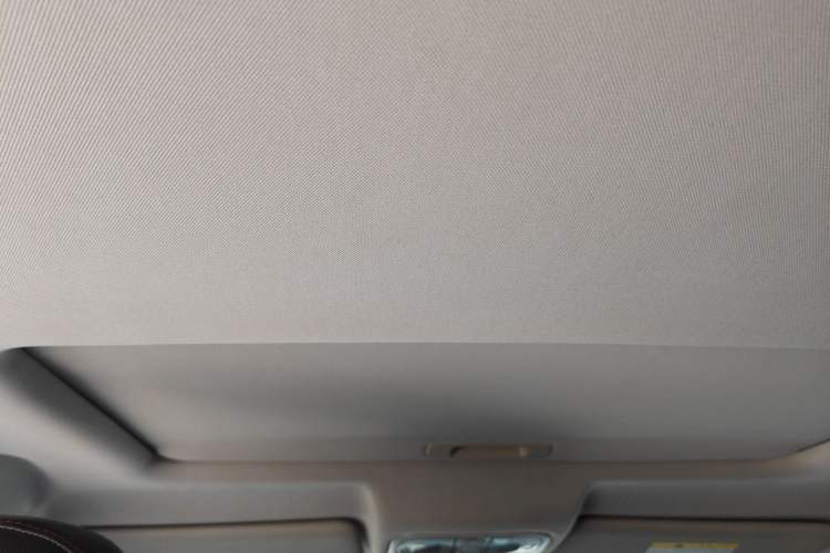 Used CHANGAN CS75 2016 1.8T Automatic Elite Model China V Standard
