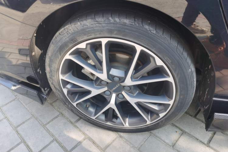 Used Lynk & Co 03 2021 1.5TD DCT Jing Champion Edition Right Rear Wheel Hub