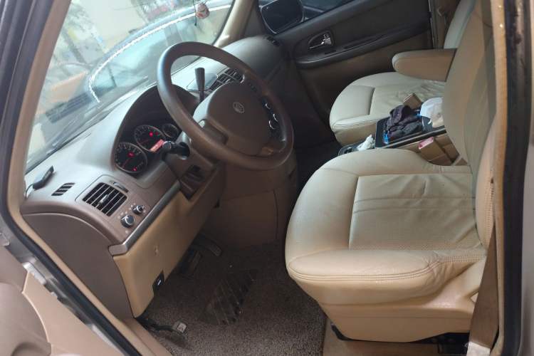 Used Buick GL8 2012 2.4L BASE Comfort Edition