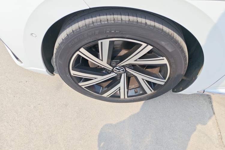 Used Volkswagen FAW-Volkswagen CC 2021 380TSI Striking Edition 30th Anniversary Model Exterior 4