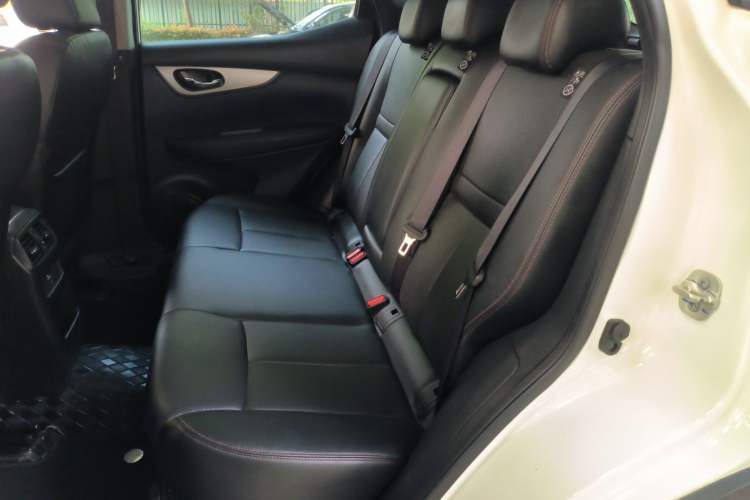 Used Nissan Qashqai 2022 2.0L CVT XV Premier Luxury Edition Left Rear Seat