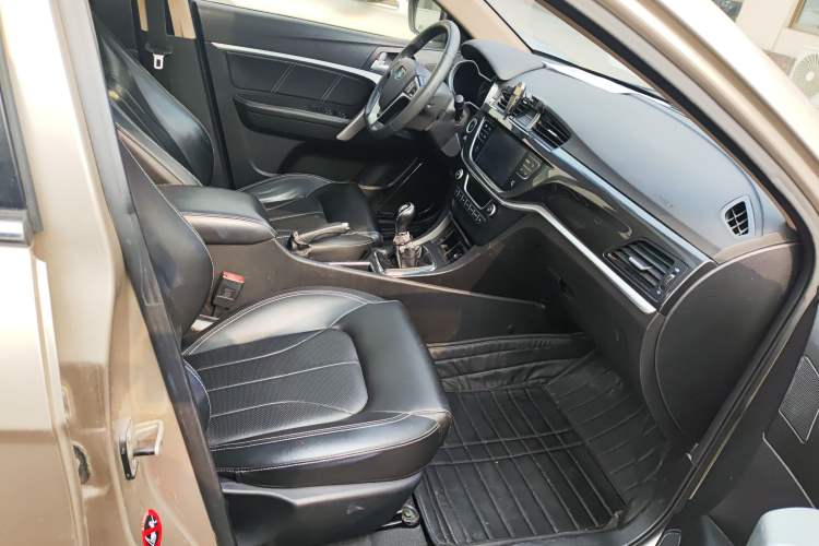 Used Geely Auto Emgrand 2017 Sedan Million Edition 1.5L Manual - Upward Version