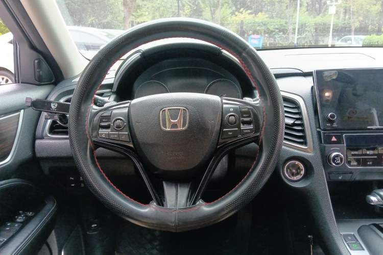 Used Honda Avancier 2017 240TURBO Two-Wheel Drive Premium Edition