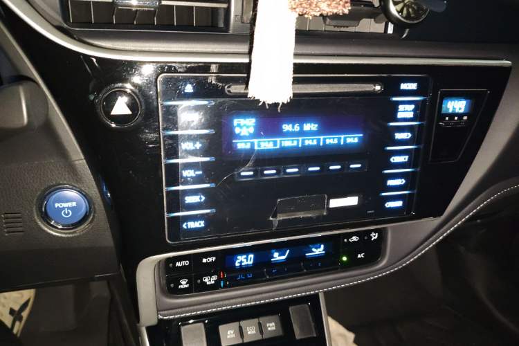 Used Toyota Corolla 2017 Revised Dual-Engine 1.8L E-CVT Elite Edition