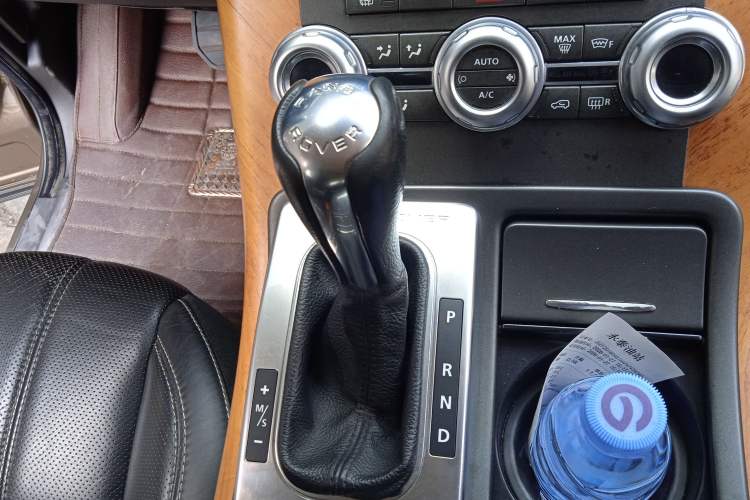 Used Land Rover Range Sport 2011 5.0 NA V8 HSE Gear Lever