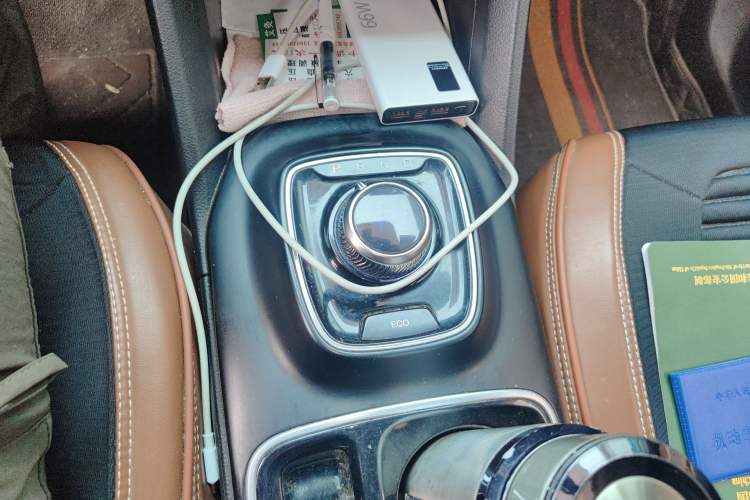 Used AION Trumpchi GE3 2018 530 Internet Enjoyment Version Gear Lever