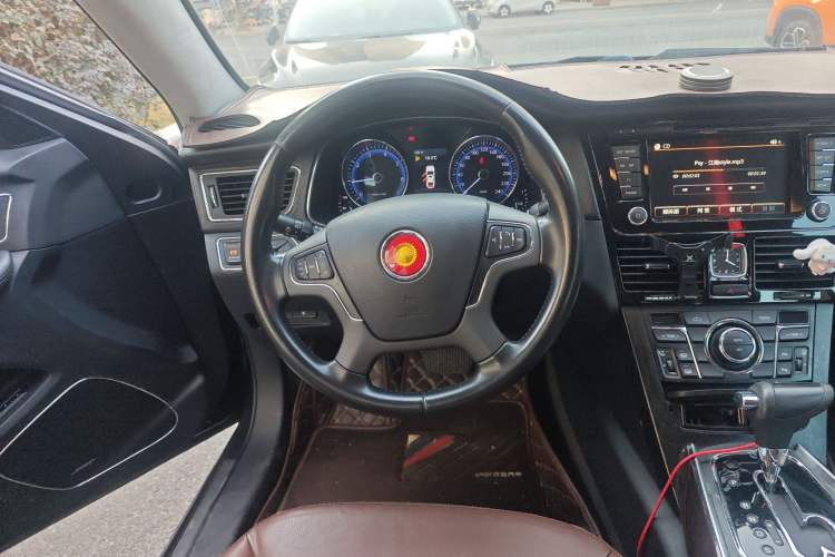 Used Hongqi H7 2015 1.8T Luxury Model
