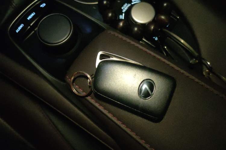 Used Lexus RX 2016 300 4x4 Elegant Edition China VI Vehicle Key