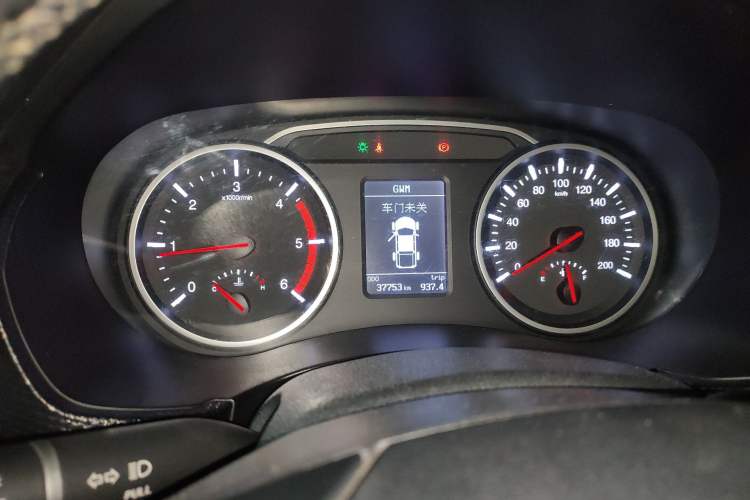 Used Great Wall Wingle 5 2017 2.0T European Version Diesel Two-Wheel Drive Advanced Large Double-Cab GW4D20E Instrument Cluster