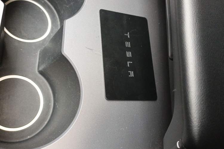 Used Tesla Model Y 2024 Rear-Wheel-Drive Version
