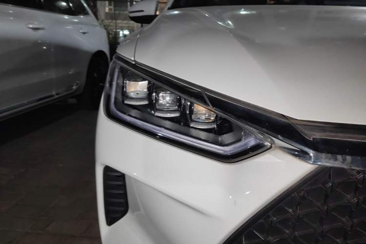 Used BYD e2 2021 Luxury Model Right Front Headlight