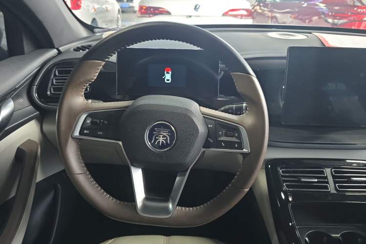 Used BYD Qin PLUS 2024 HONOR Edition DM-i 55KM Leading Model Steering Wheel