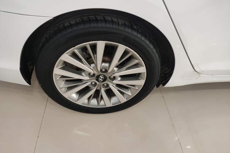 Used Hyundai Mistra 2017 1.8L Automatic Smart GLS China V Standard Right Rear Wheel Hub