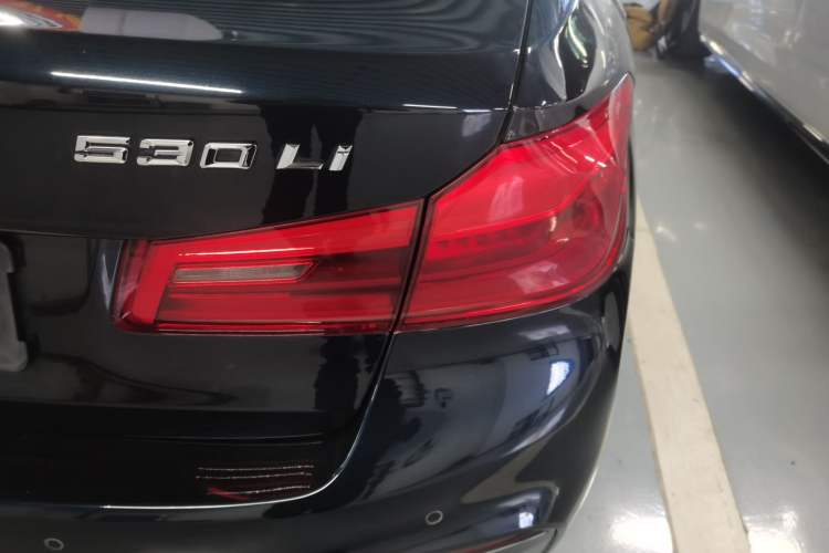 Used BMW 5 Series 2020 530Li Luxury Edition M Sport Package
