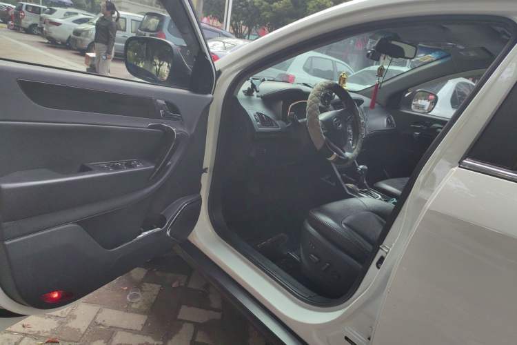 Used JAC Group Refine S5 2015 1.5T Automatic Luxury Smart Model