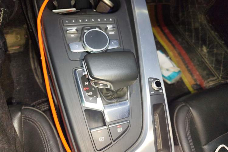 Used Audi A4L 2018 30th Anniversary Edition 40 TFSI Fashion Model