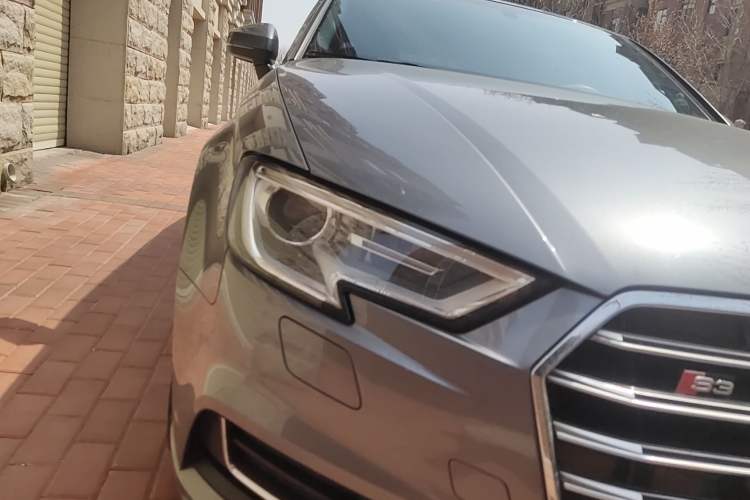 Used Audi A3 2019 Limousine 35 TFSI Ambition China V Right Front Headlight