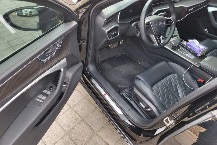 Used Audi A6L 2025 45 TFSI quattro Prestige Dynamic Edition
