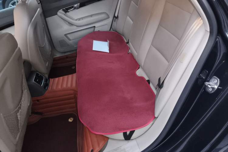 Used Audi A6L 2011 2.0 TFSI automatic Comfort trim Left Rear Seat