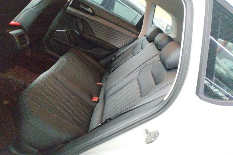 Used Volkswagen Tharu 2021 280TSI Two-Wheel Drive Trend Edition