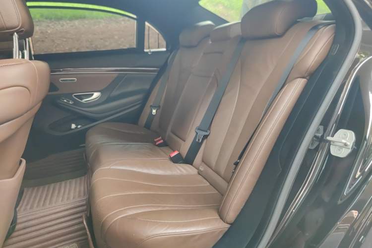 Used Mercedes-Benz S-Class 2014 S 320 L Business Model Left Rear Seat