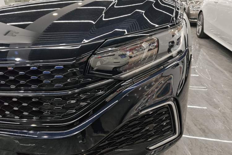 Used Volkswagen Passat 2024 330TSI Starry Elite Edition
