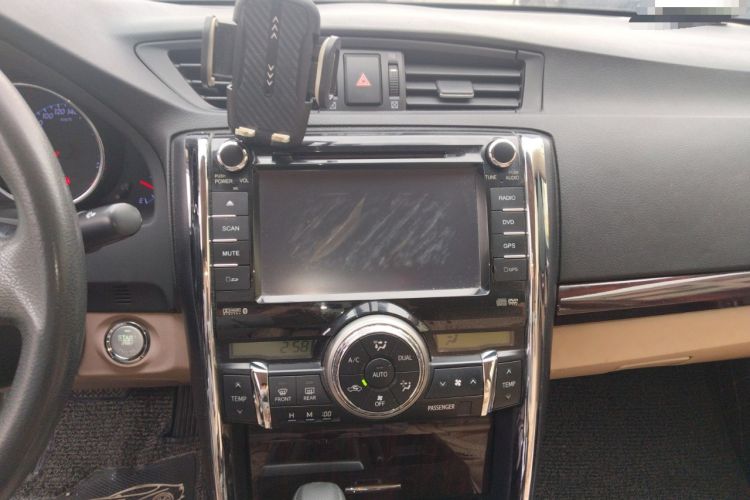 Used Toyota Reiz 2010 2.5S Fengdu Jinghua Edition Audio And AC Panel