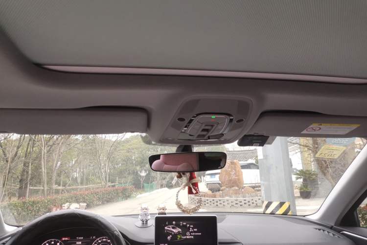 Used Audi A4L 2018 30th Anniversary Edition 40 TFSI Fashion Model