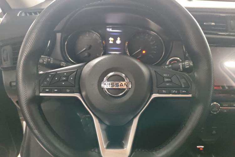 Used Nissan X-Trail 2019 2.0L CVT Smart Connect Comfort Edition 2WD