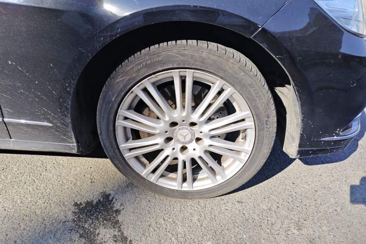 Used Mercedes-Benz E-Class 2012 E 300 L Elegant Model