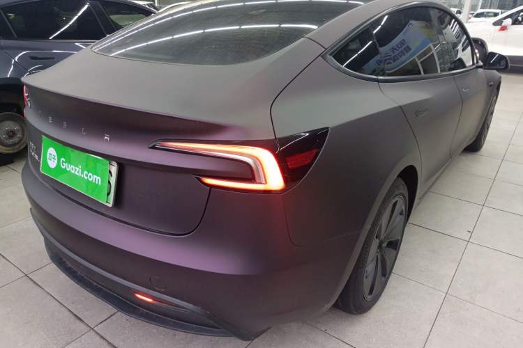 Used Tesla Model 3 2025 Rear-Wheel-Drive Version
