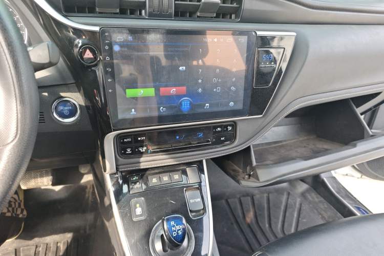 Used Toyota Corolla 2017 Revised Dual-Engine 1.8L E-CVT Elite Edition Audio And AC Panel