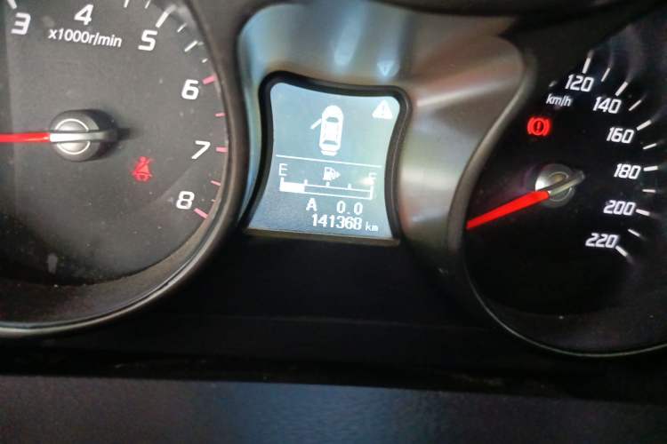 Used Haima S5 2015 1.6L Manual Comfort Model Odometer Close Up