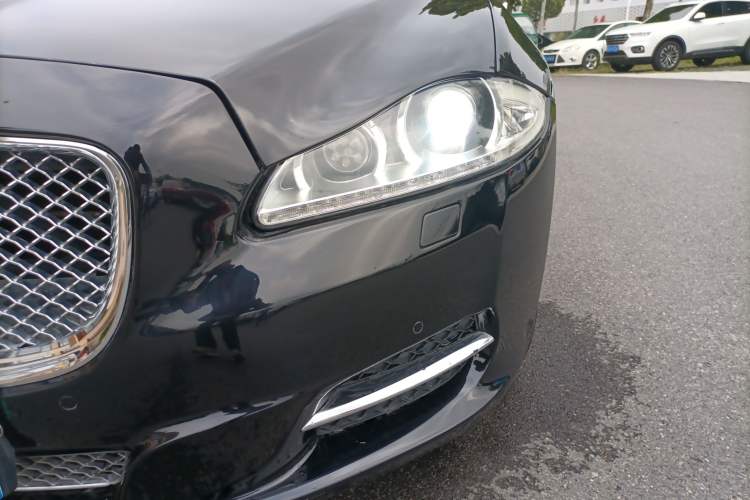 Used Jaguar XJ 2015 XJL 2.0T Elegance Business 80th Anniversary Limited Edition
