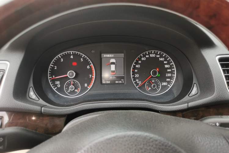 Used Volkswagen Passat 2014 3.0L V6 DSG Flagship Edition