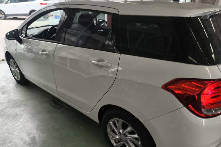 Used Chevrolet Lova RV 2018 1.5L Automatic Smart Drive Model Exterior 3