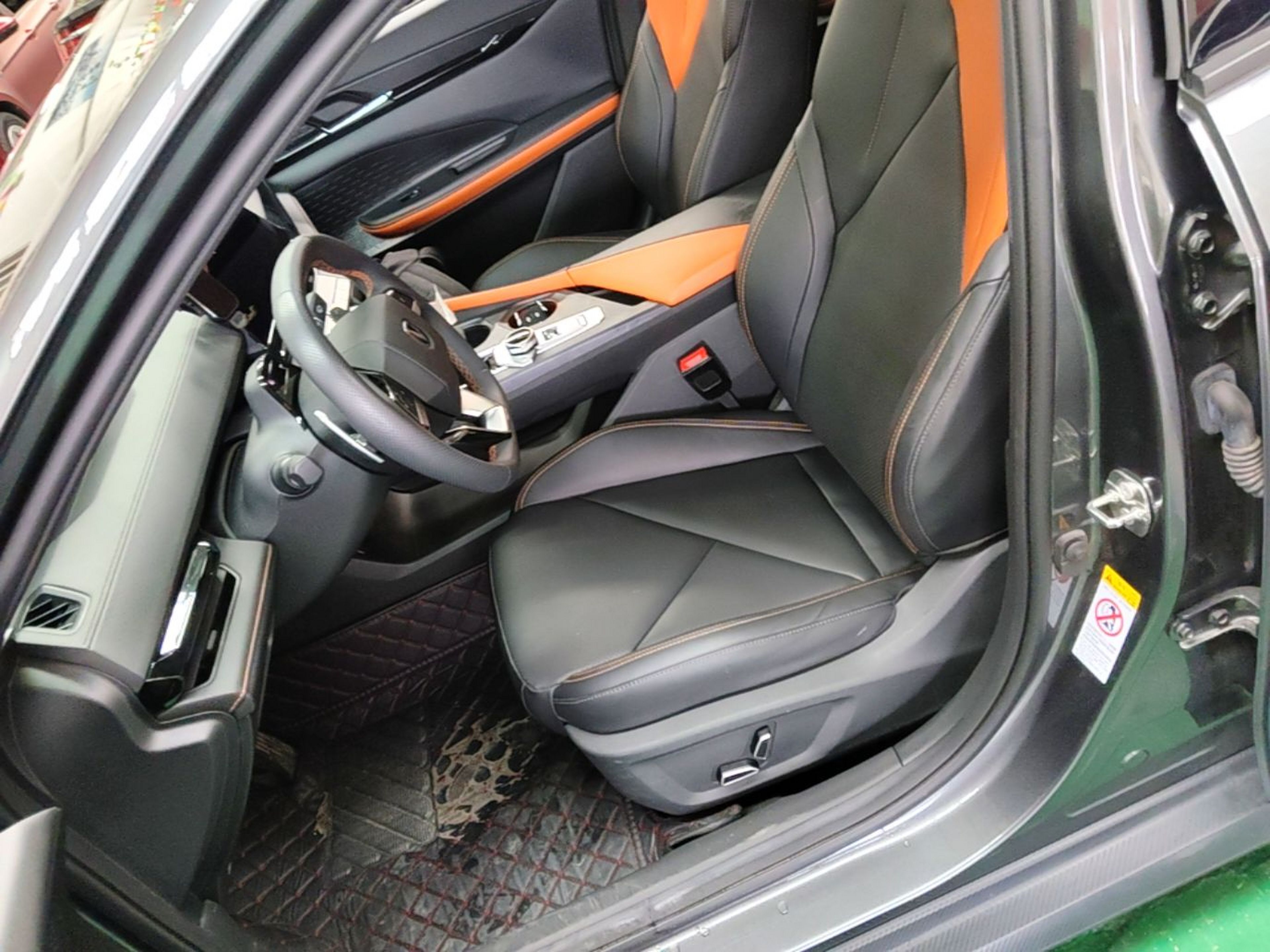 Interior delantero