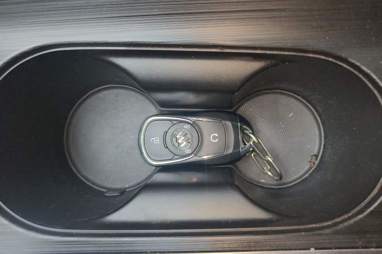 Used Buick Velite 6 2022 Plug-in Hybrid Connected Fashion Model
