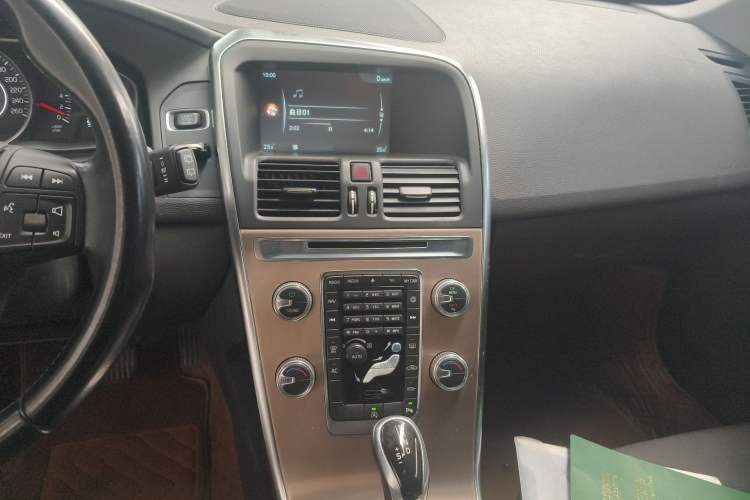 Used Volvo XC60 2015 T5 Smart Edition
